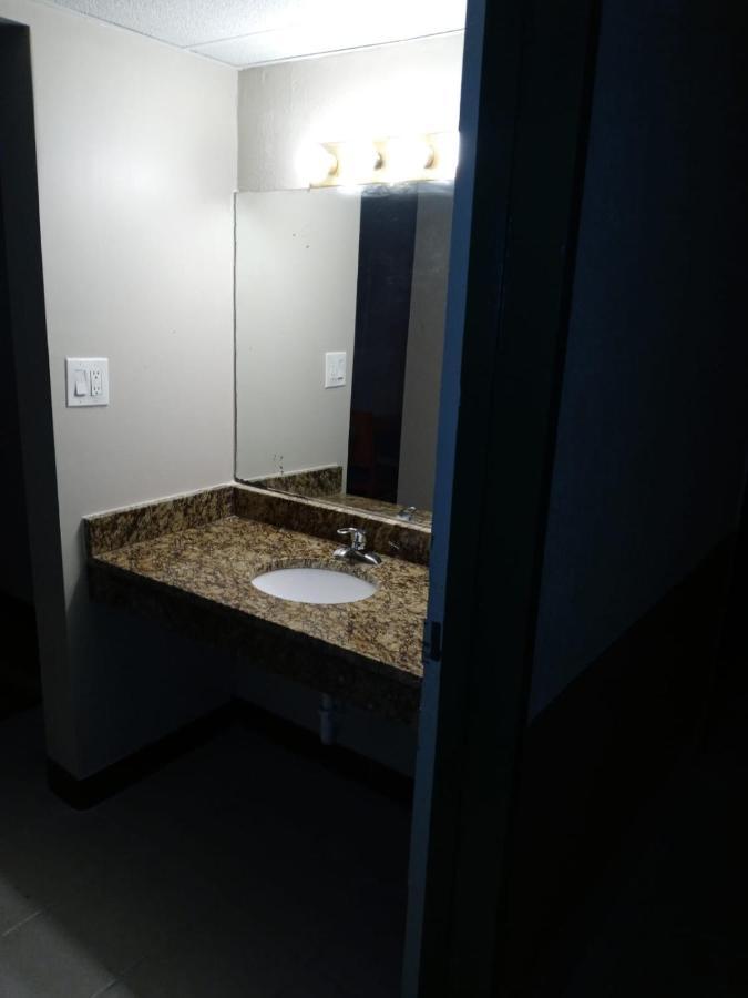 Peachtree Inn & Suites Doraville Kültér fotó